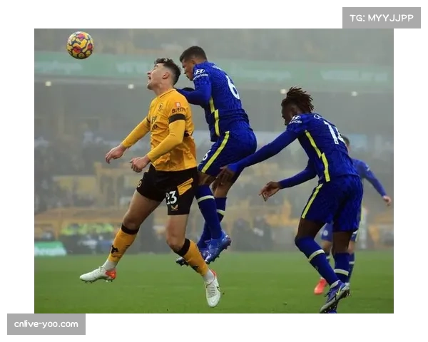 天空体育转播计划显示,本轮将增设定位球战术解析专属镜头